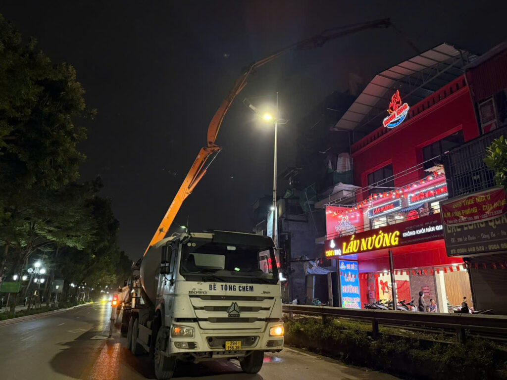 6. Đổ Bê Tông Tươi Công Trình Nhà Dân Trên đường Lê Duẩn