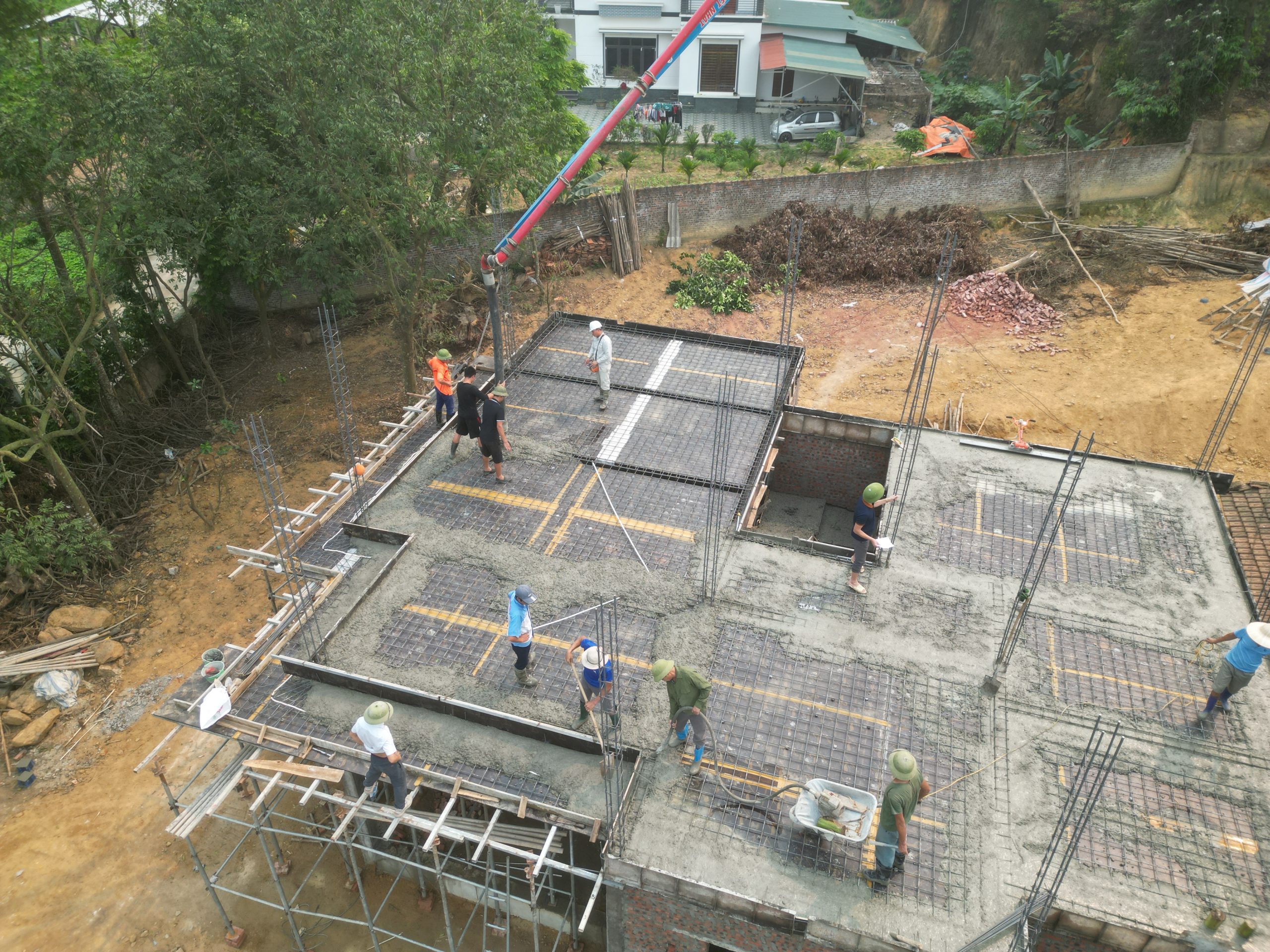 Bê tông tươi giúp giảm thời gian và công sức thi công