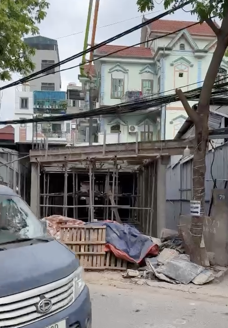 Đổ bê tông thương phẩm gác lửng tại 77 Cầu Cốc, Tây Mỗ, Từ Liêm, Hà Nội