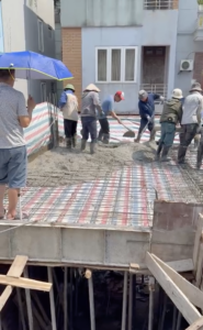 Đổ bê tông cất nóc tầng 1 cho công trình dân dụng tại số 153 phố Cầu Cóc, Hà Nội - Bê tông thương phẩm, bê tông chèm An Khánh, bê tông tươi Hà Nội